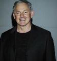 Victor Garber_04